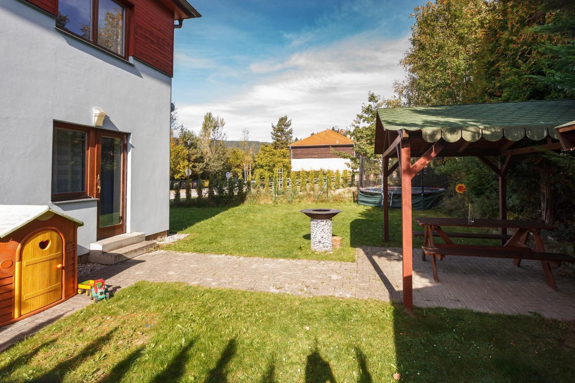 Residence Mahrina Lipno nad Vltavou Exterior foto